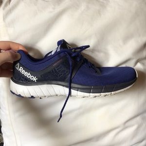 Reebok memory tech sneakers